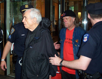 Daniel Berrigan Arrested US Mission To The UN 2006 sm