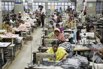 Garment factory, Dhaka. Credit: Clean Clothes Campaign.